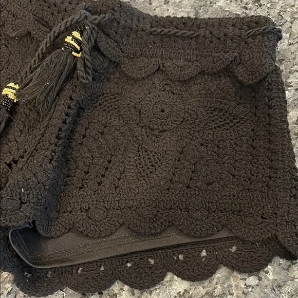 Black Bermuda Shorts with Elastic Waistband and Relaxed Fit - Picture 2 of 8